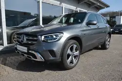 Mercedes-Benz GLC 300 de 4M 9G*PANO*LED*CAM*PDC*SHZ*AHK*SPUR*