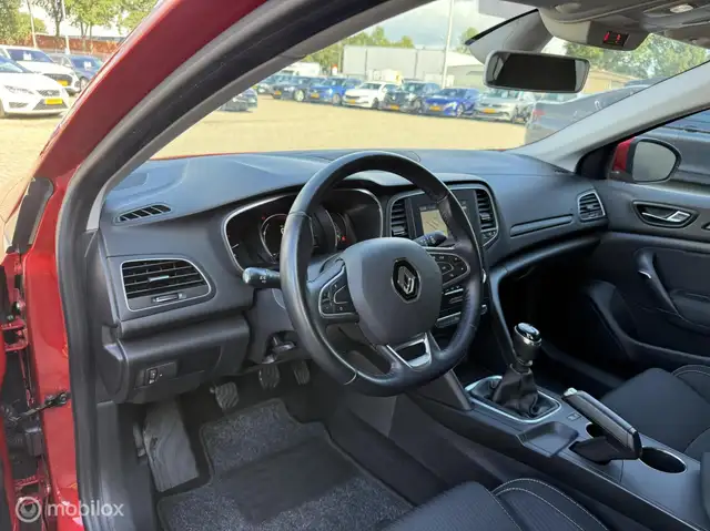 Renault Megane view 11