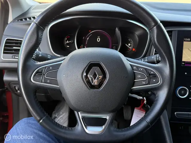 Renault Megane view 12