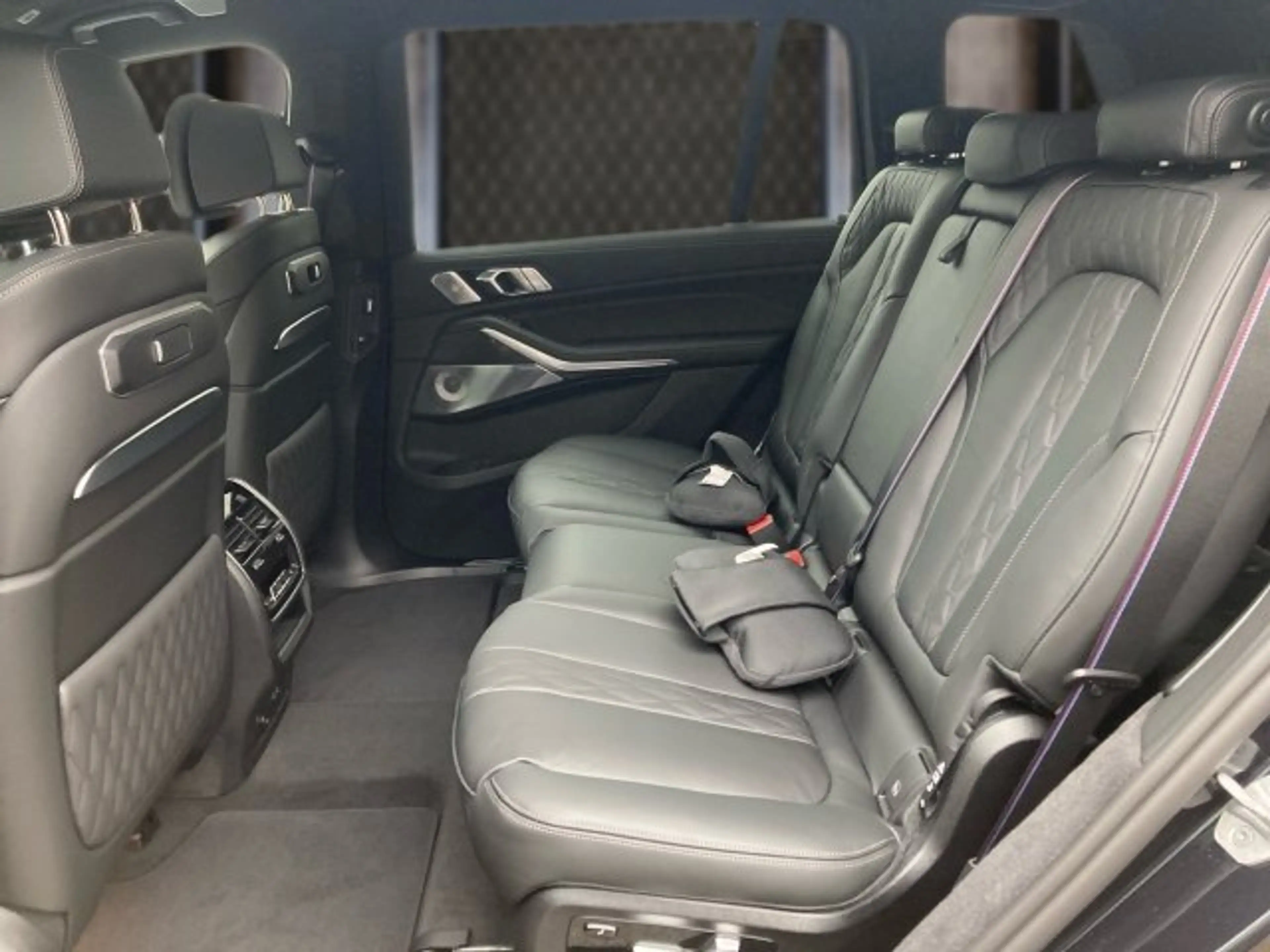BMW X7 xDrive40d G07 B57 — photo 9