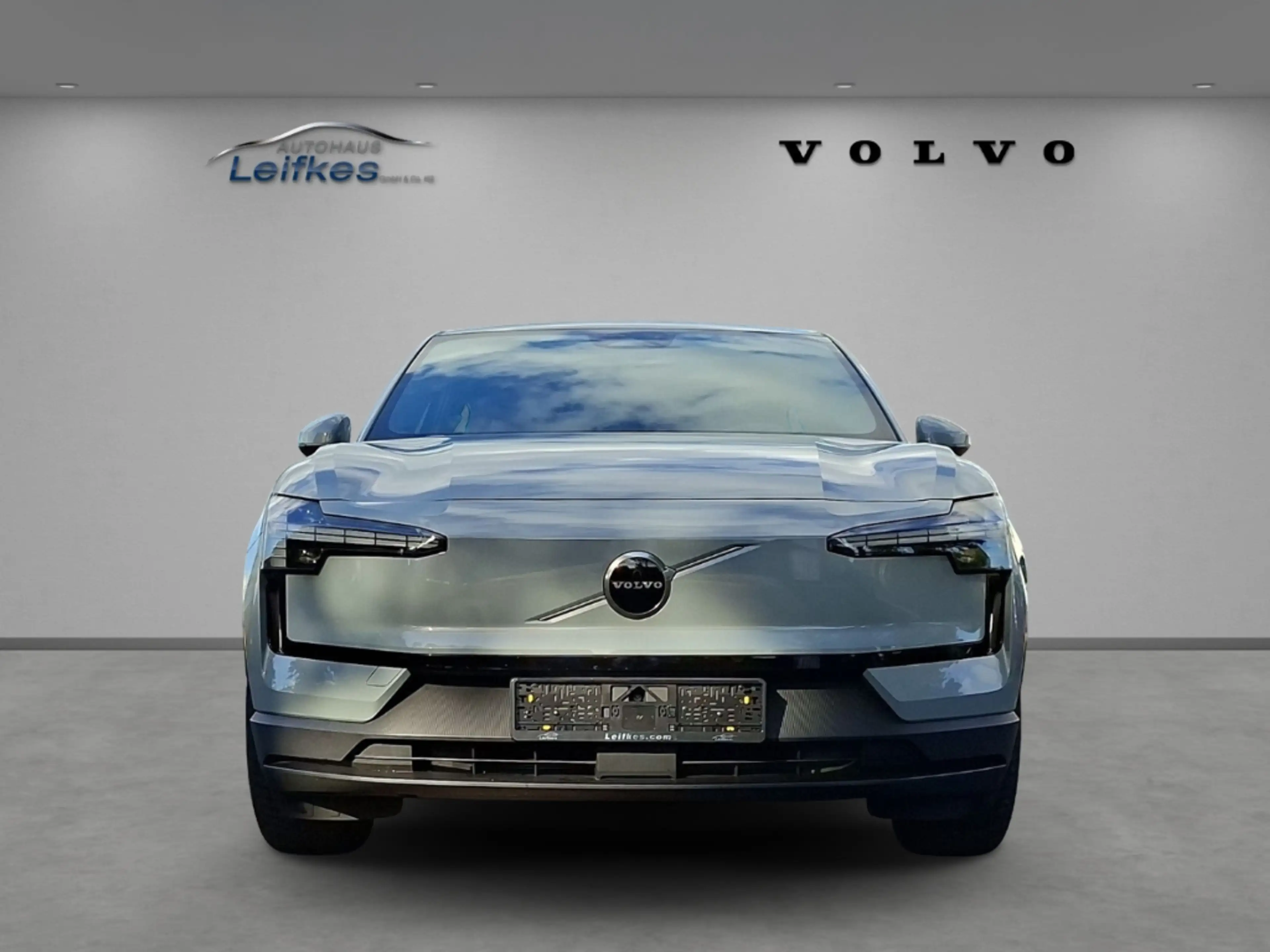 Volvo EX30 Single Extend Core 2WD Pure Electric Soundsystem 3 — photo 7