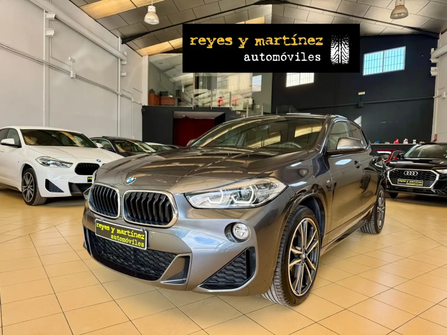 BMW X2 sDrive 18dA M Sport Gris - 1