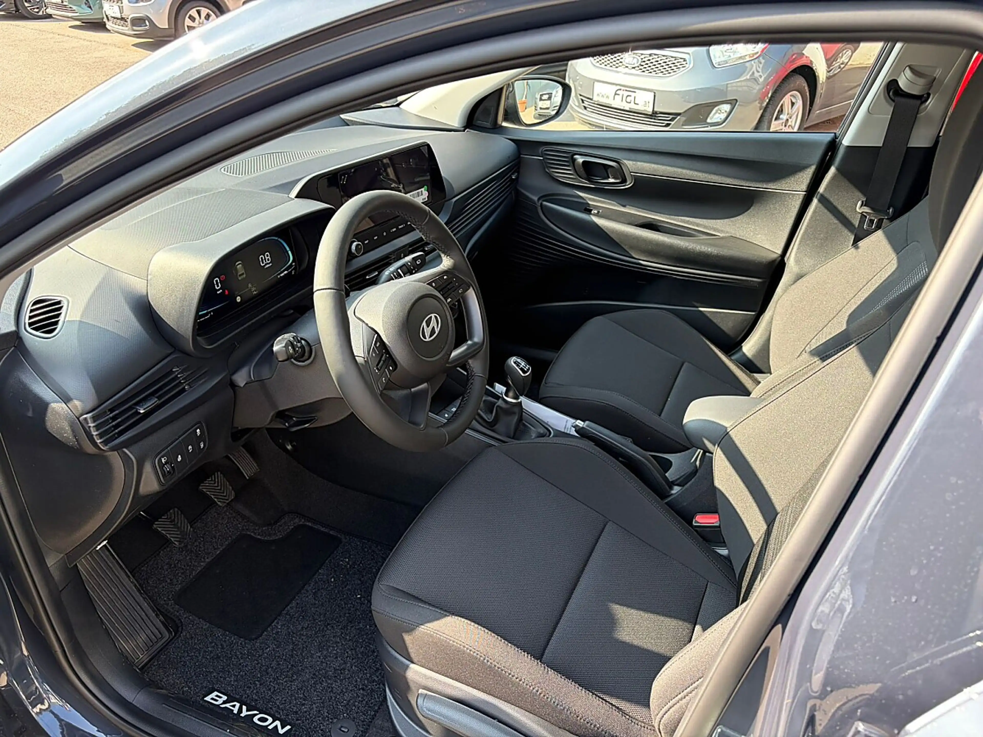 Hyundai BAYON Bayon 1,0 T-GDI Smart Line — photo 8