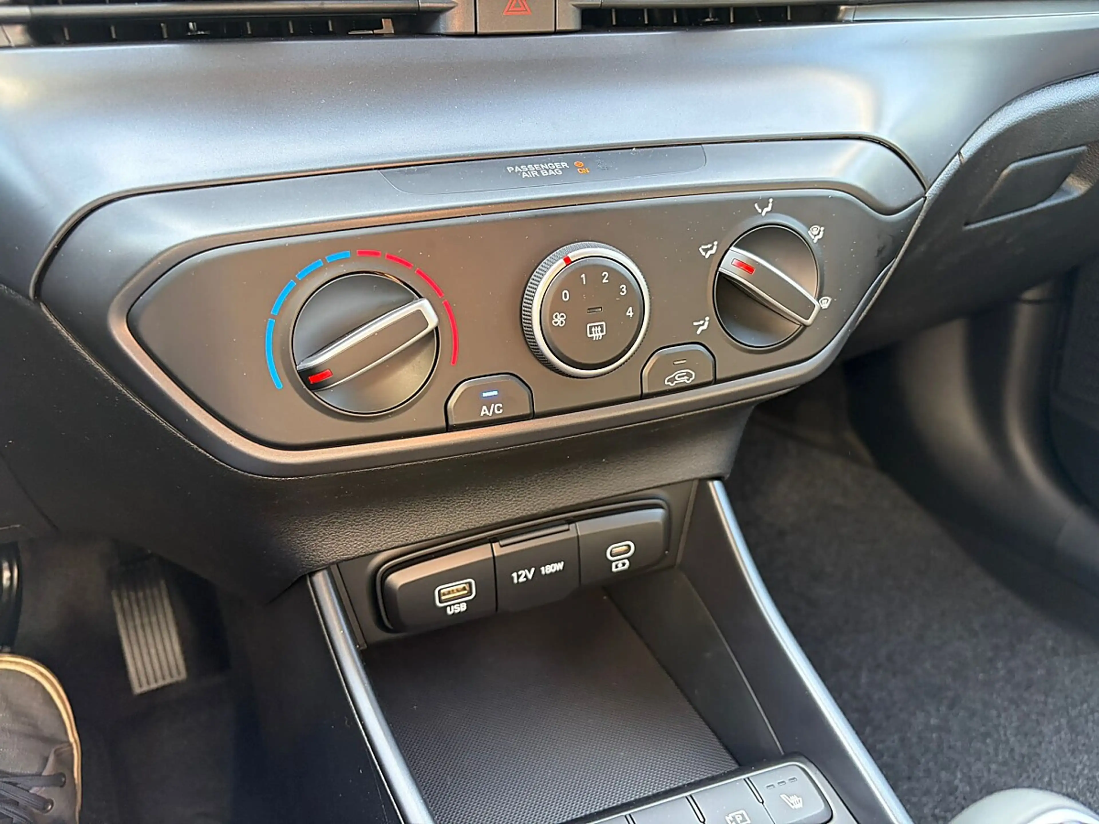Hyundai BAYON Bayon 1,0 T-GDI Smart Line — photo 13
