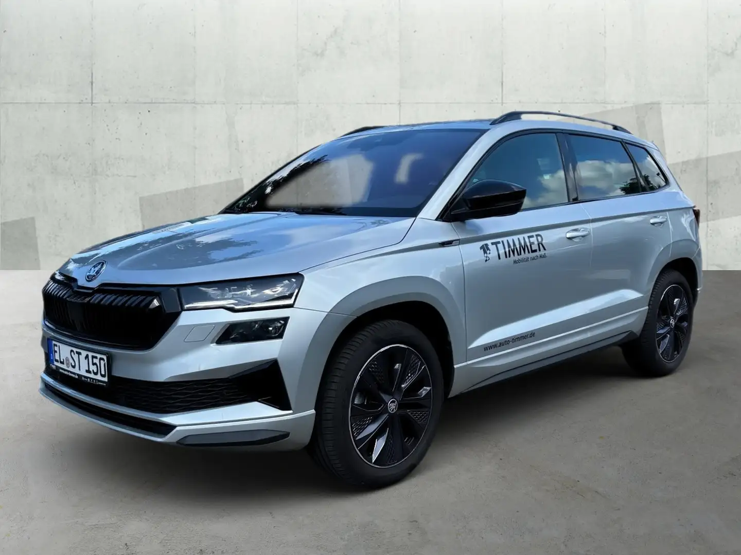 Skoda Karoq 2.0 TDI DSG 4x4 Sportline *AHK*KAMERA* Silber - 2