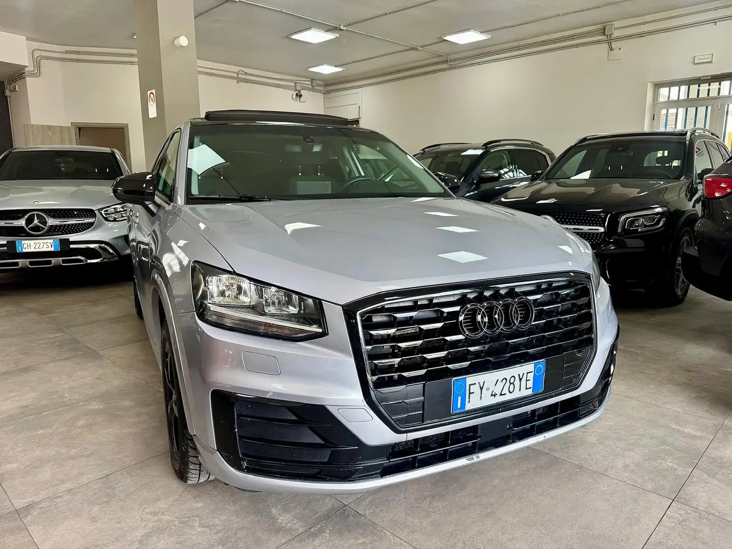 Audi Q2 35 2.0 TDI 150cv S tronic TETTO 09/2019 Argento - 1