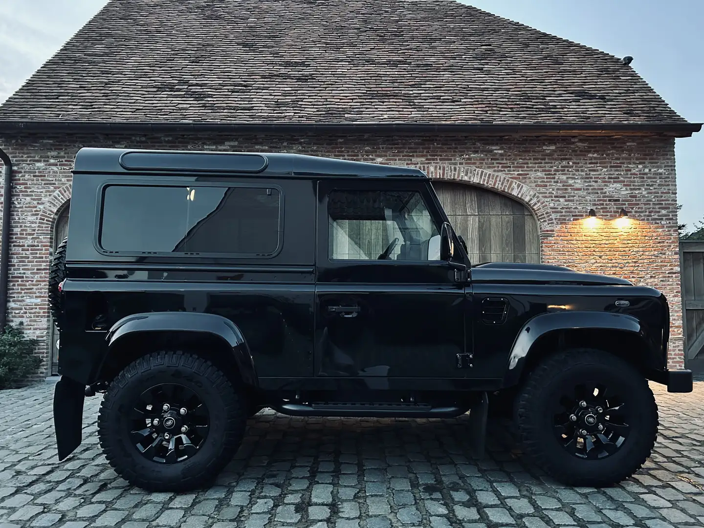 Land Rover Defender 90 - 02/2016  *clean* - 1