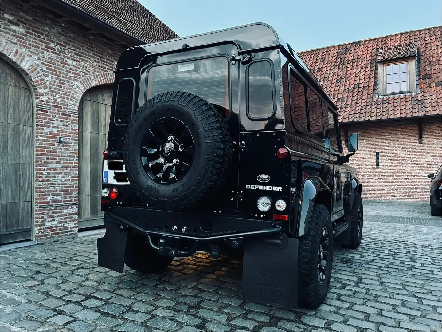 Land Rover Defender 90 - 02/2016  *clean* - 2