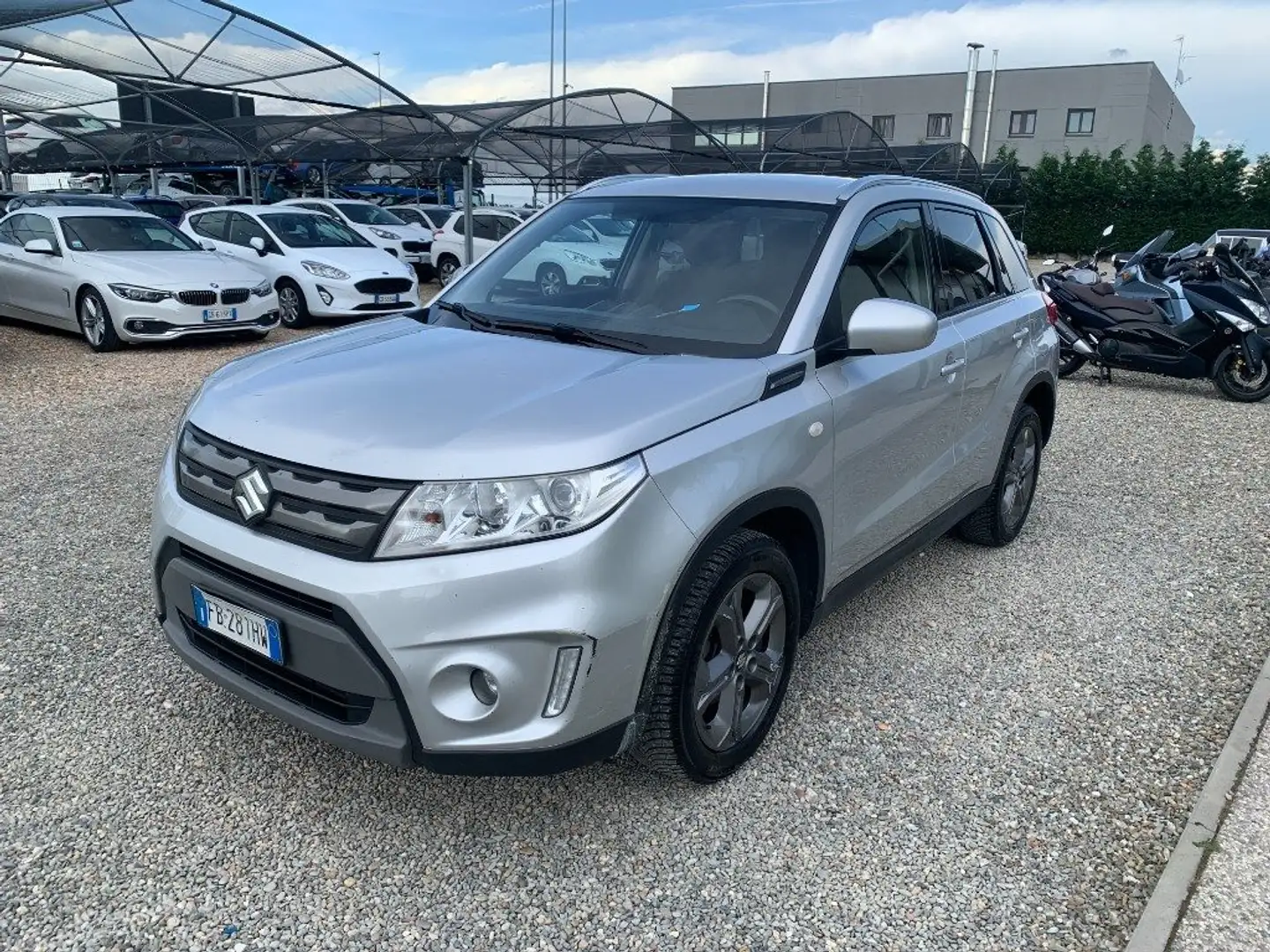 Suzuki Vitara 1.6 DDiS V-Top Grigio - 1