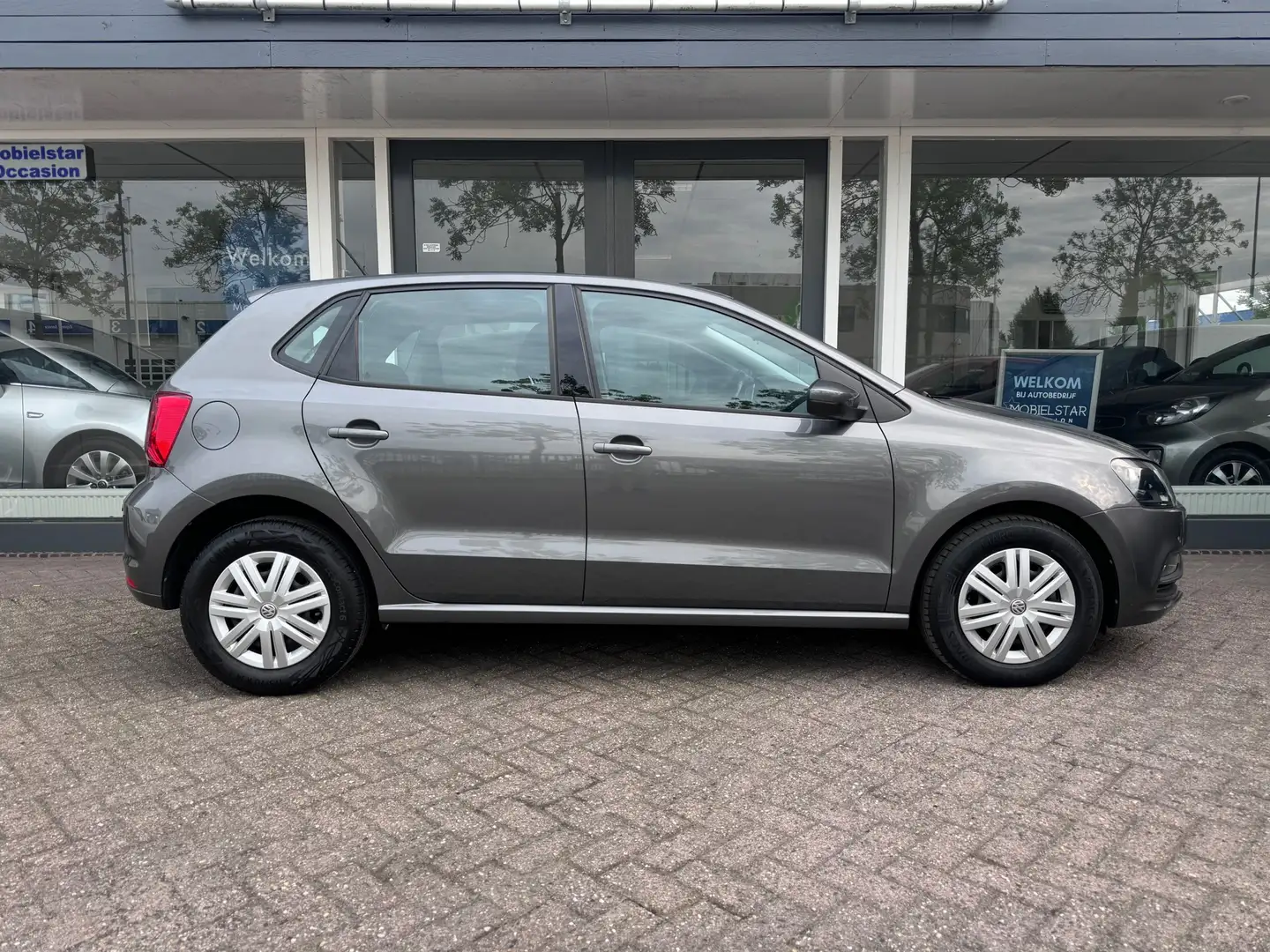 Volkswagen Polo 1.2 TSI Comfortline Grijs - 2
