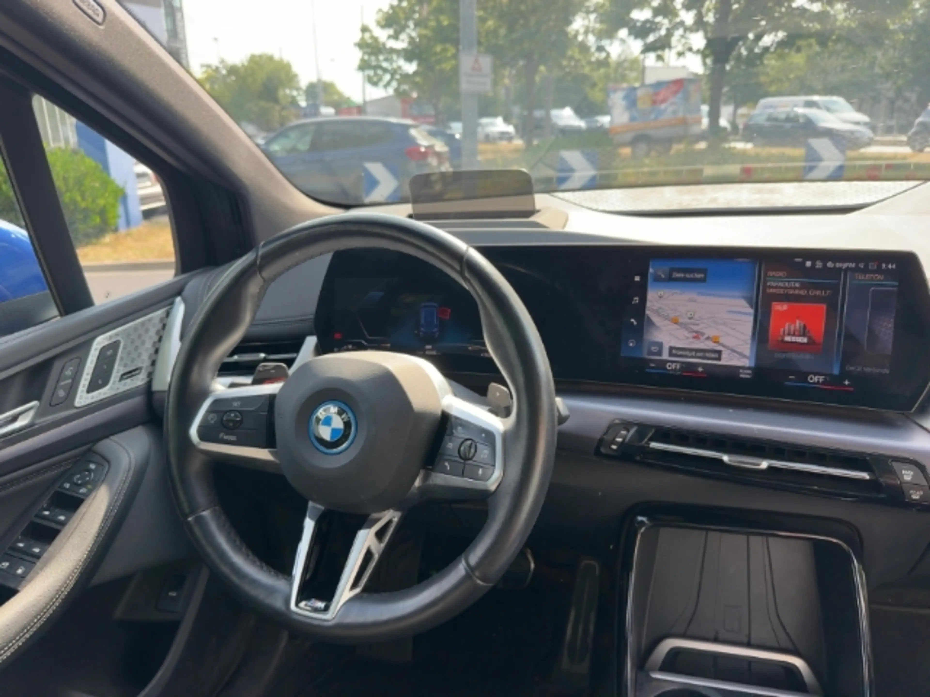 BMW 230 Active Tourer e xDrive Sportpaket HUD AD El. Panod — photo 9