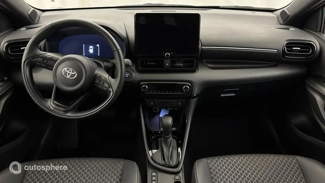 Toyota Yaris Yaris — photo 11
