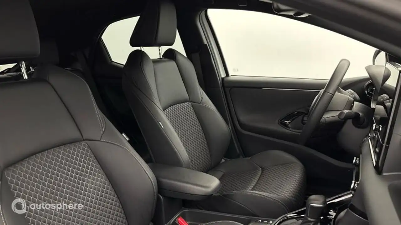 Toyota Yaris Yaris — photo 15