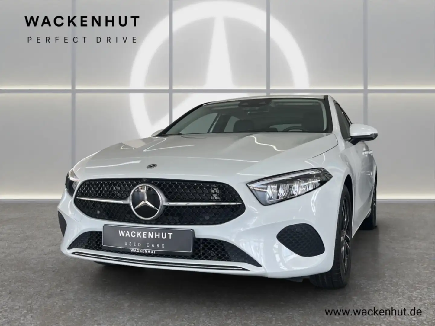 Mercedes-Benz A 200 PROGRESSIVE ADVANCED DISTR LED 360°WINTER Wit - 2