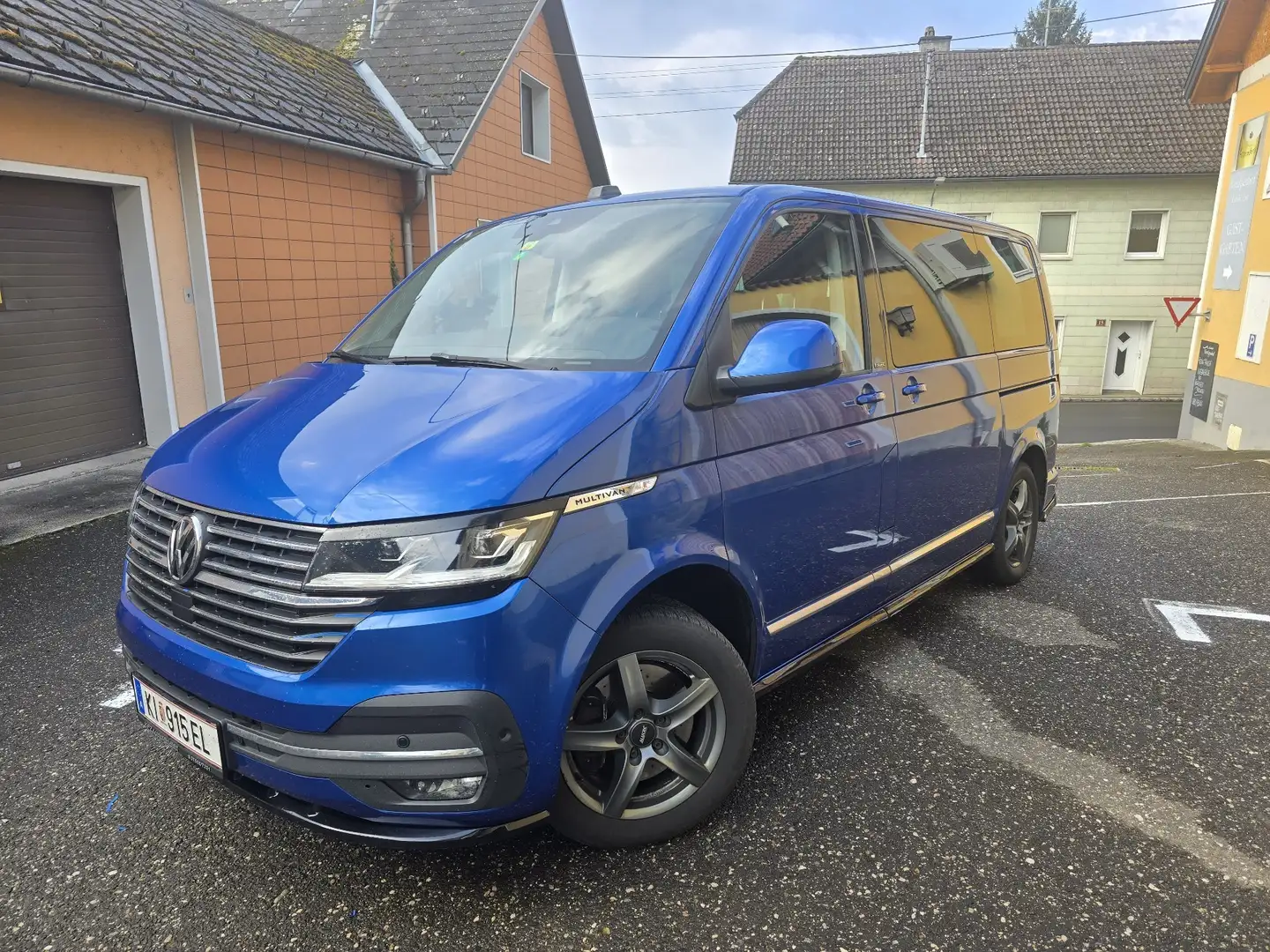 Volkswagen T6.1 Multivan VW T6.1 Multivan 4Motion DSG Garantie/Gewährleistu Albastru - 1