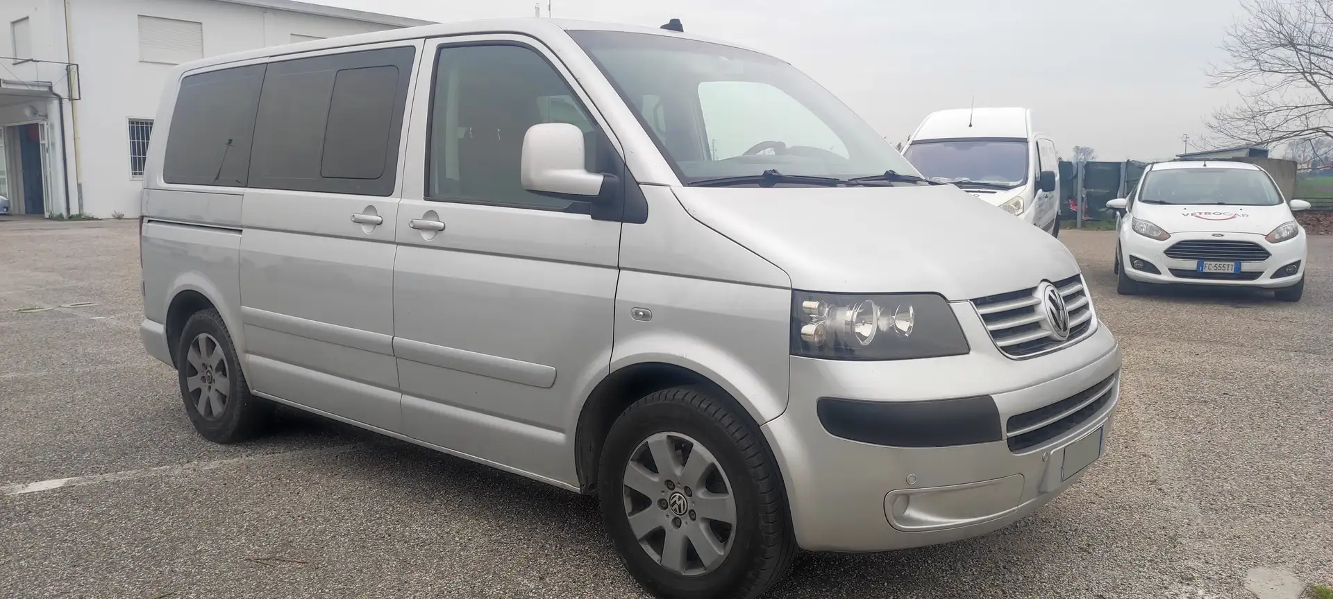 Volkswagen T5 Multivan Multivan 2.5 tdi Trendline 170cv Argent - 1