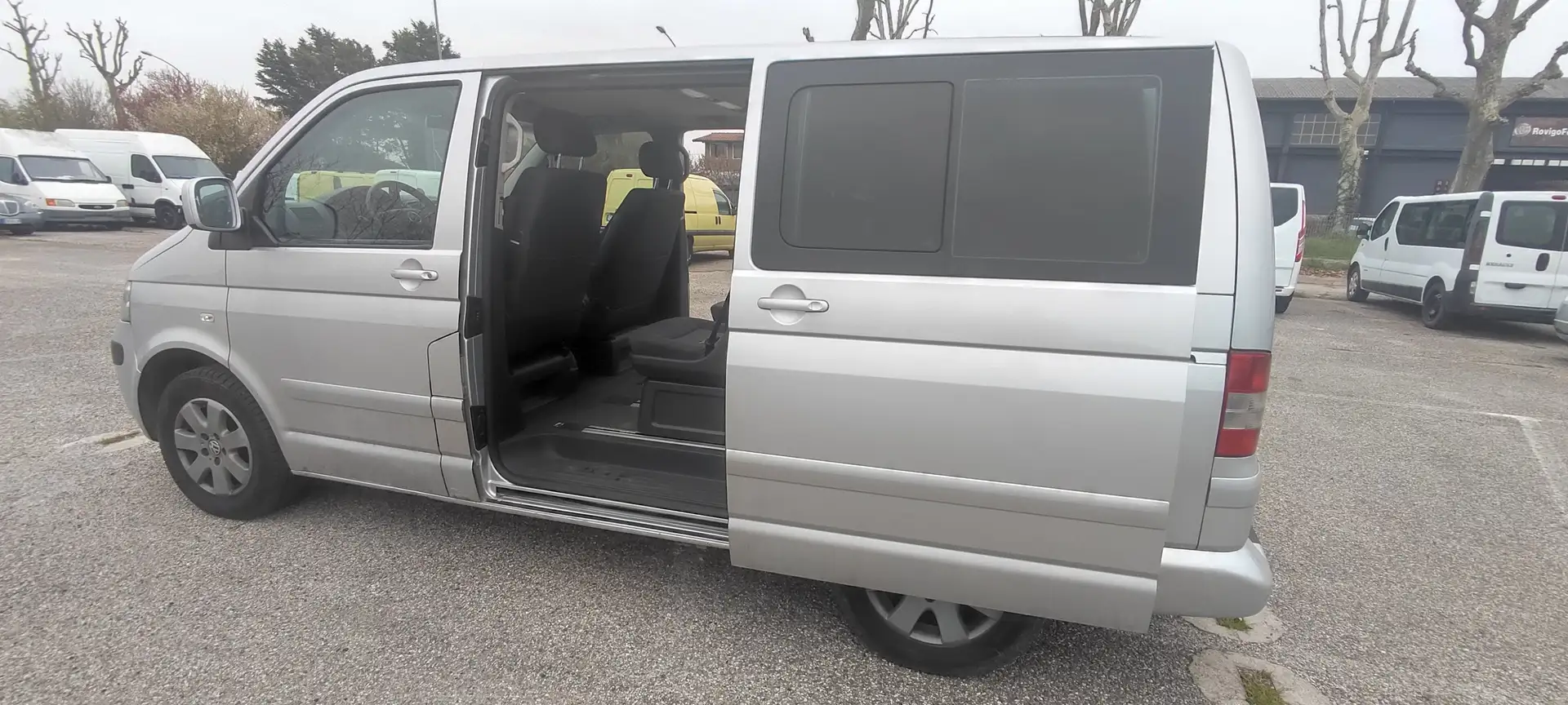 Volkswagen T5 Multivan Multivan 2.5 tdi Trendline 170cv Argent - 2