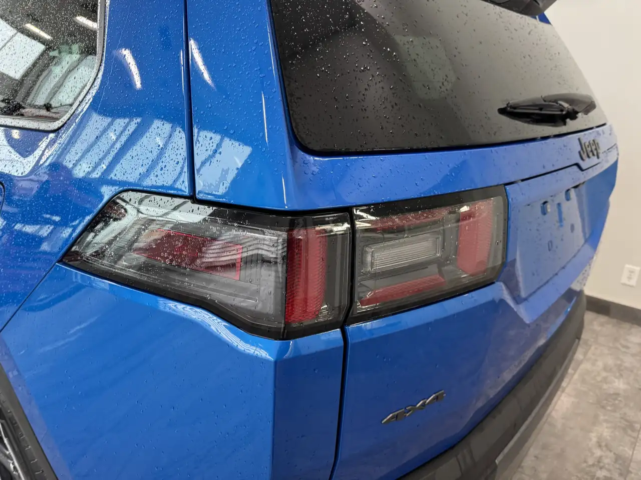 Jeep Cherokee снимка Jeep Cherokee