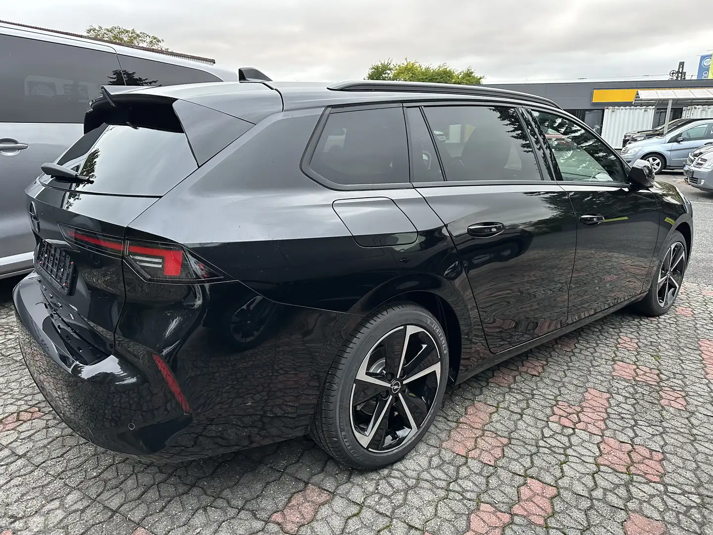 Opel Astra GS, Navi, AHK, Voll LED, Kamera360°, Sitzheiz. Schwarz - 2