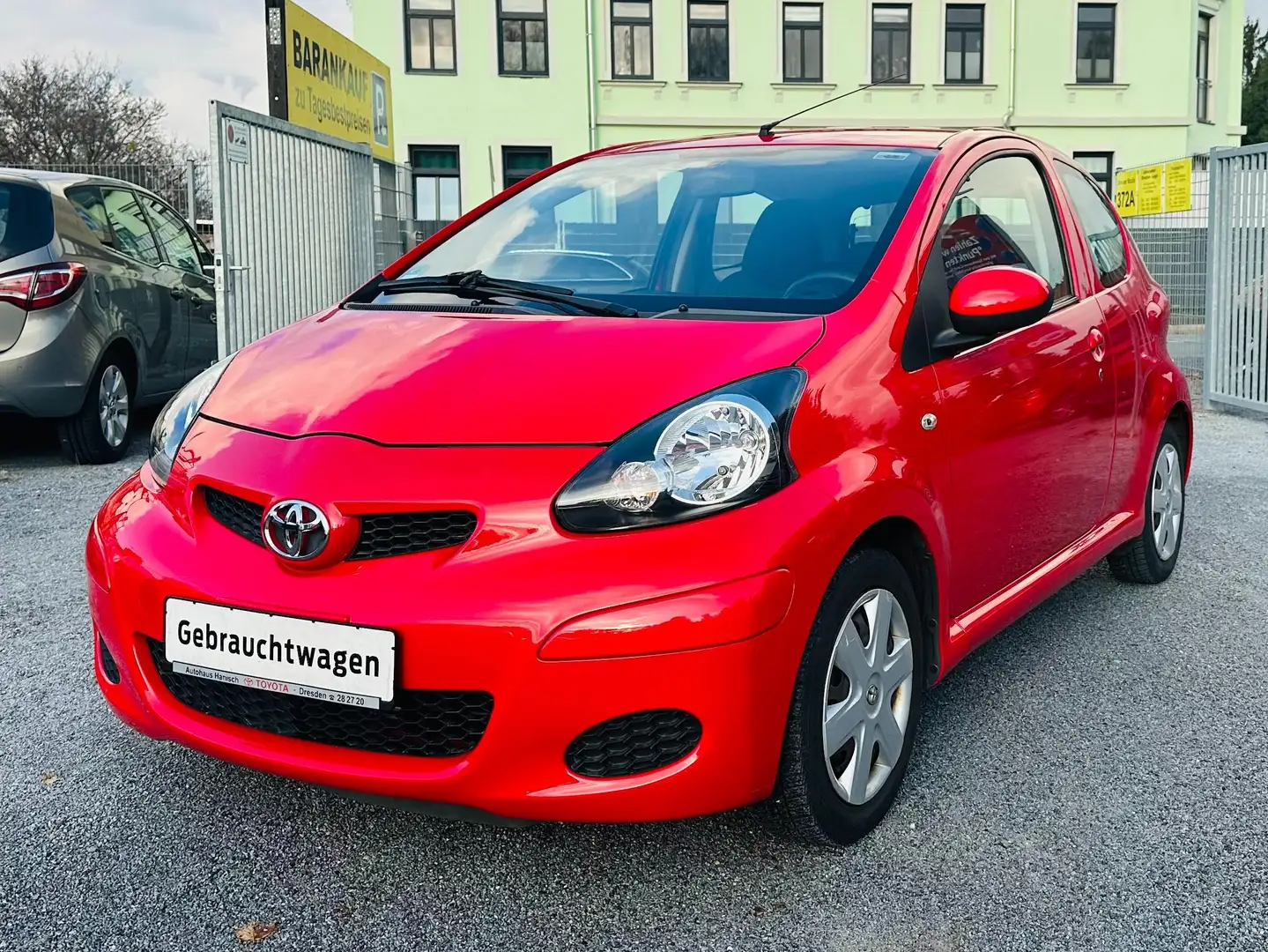 Toyota Aygo Cool ERSTE HAND 48000 KM KLIMA EURO 4 Rot - 2