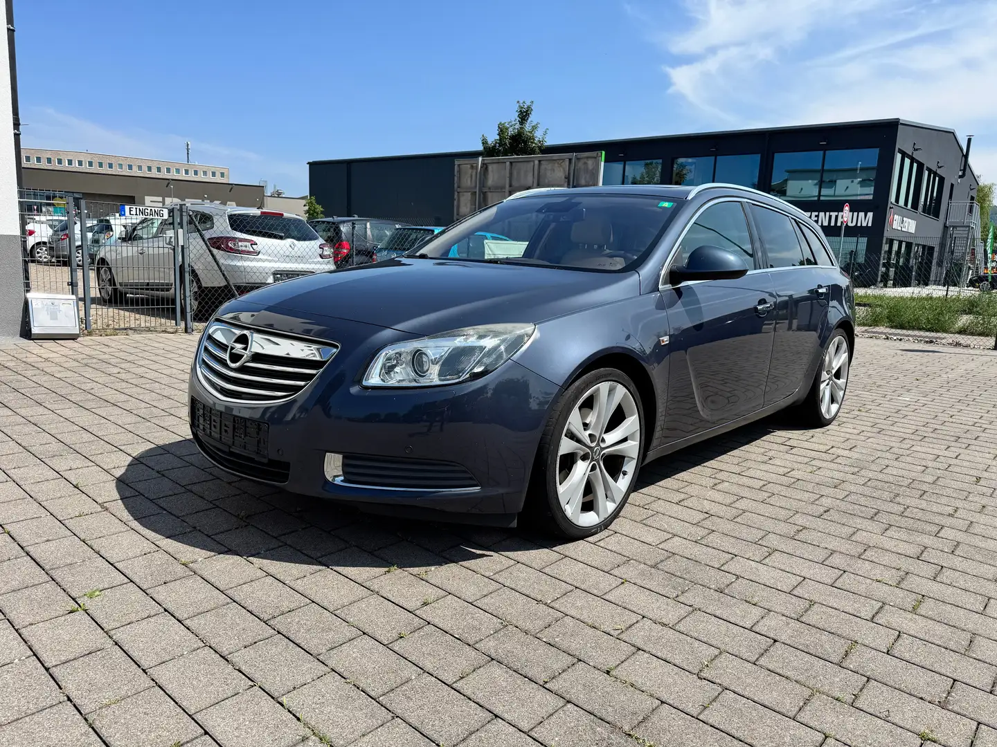 Opel Insignia Cosmo Grau - 1