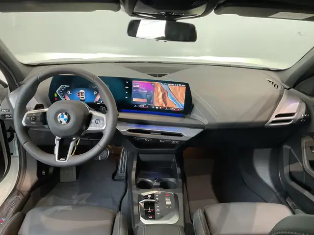 BMW 1 Series view 3