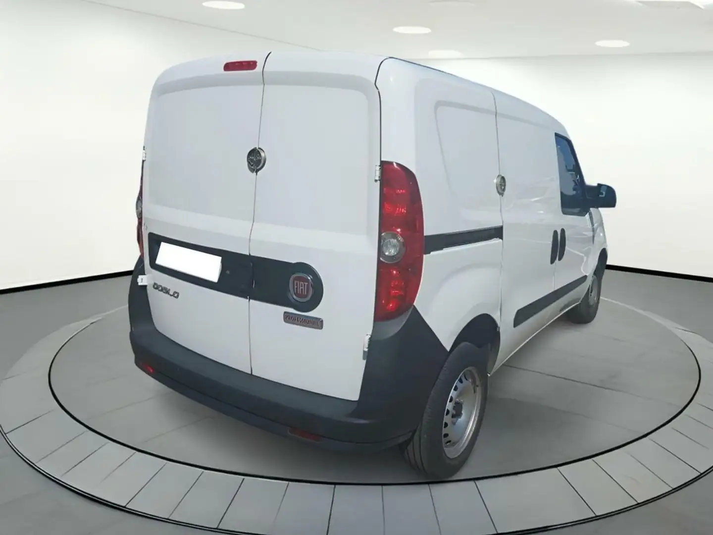 Fiat Dobló CARGO FURGÓN BASE PLUS 1.3 MJET 70KW Blanco - 2