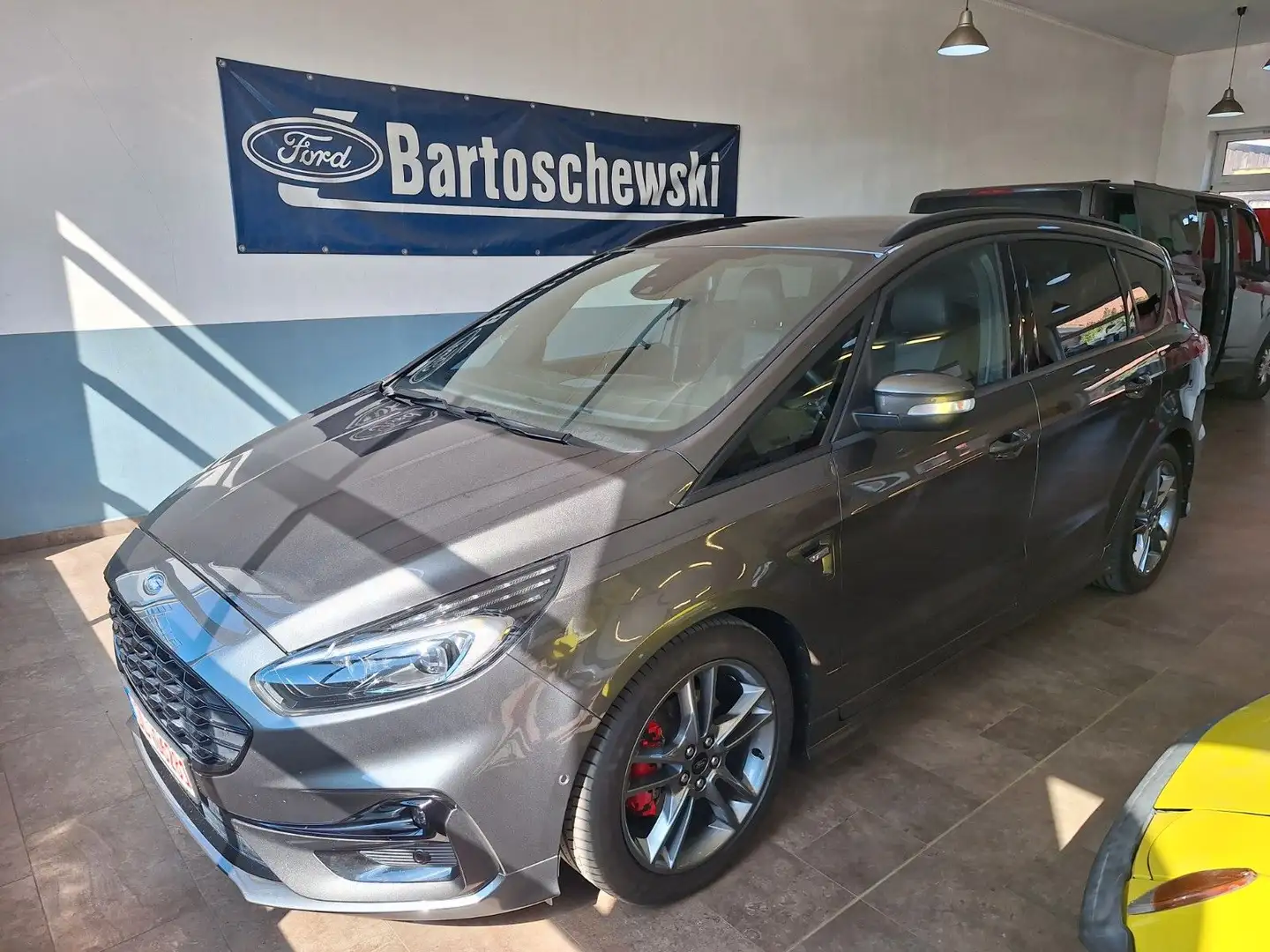 Ford S-Max S-MAX ST-Line Gris - 1