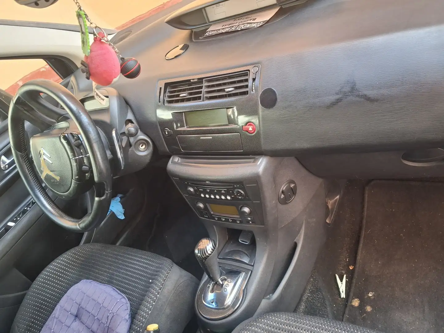 Citroen C4 1.6 HDI Negro - 2