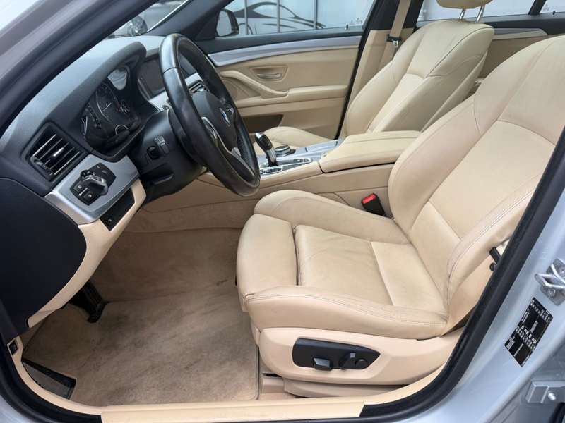 BMW 530 d Touring/M PAKET/LEDER/PANO/NAVI/KAMERA — photo 11