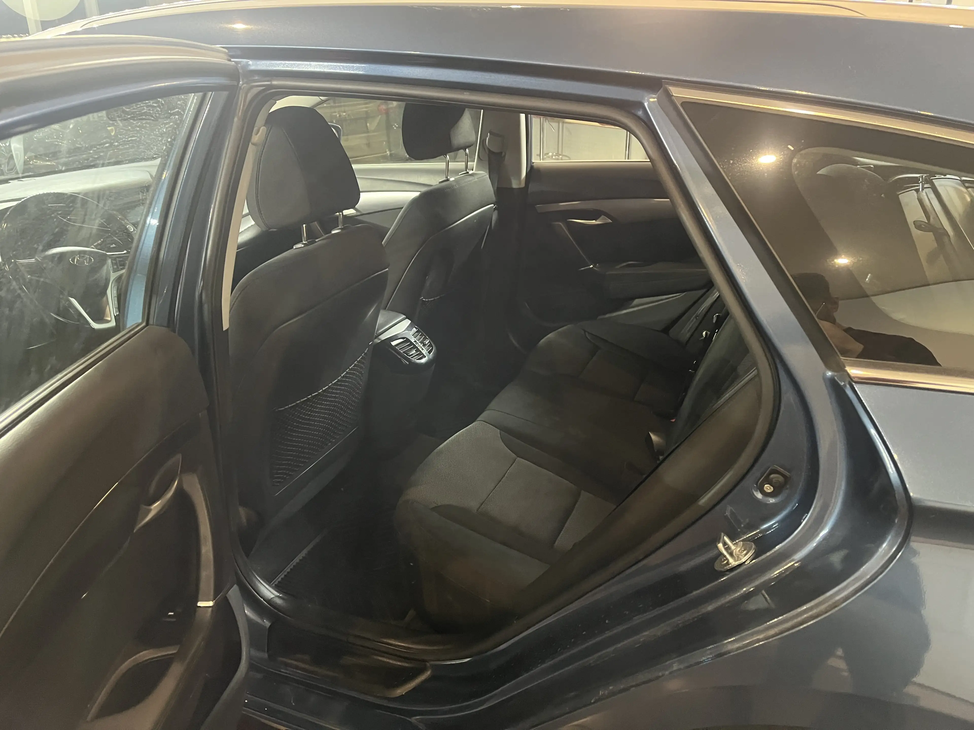 Hyundai i40 5 Star*Edition*cw*5*Star*Edition*SHZ*AHK*TPM* — photo 12