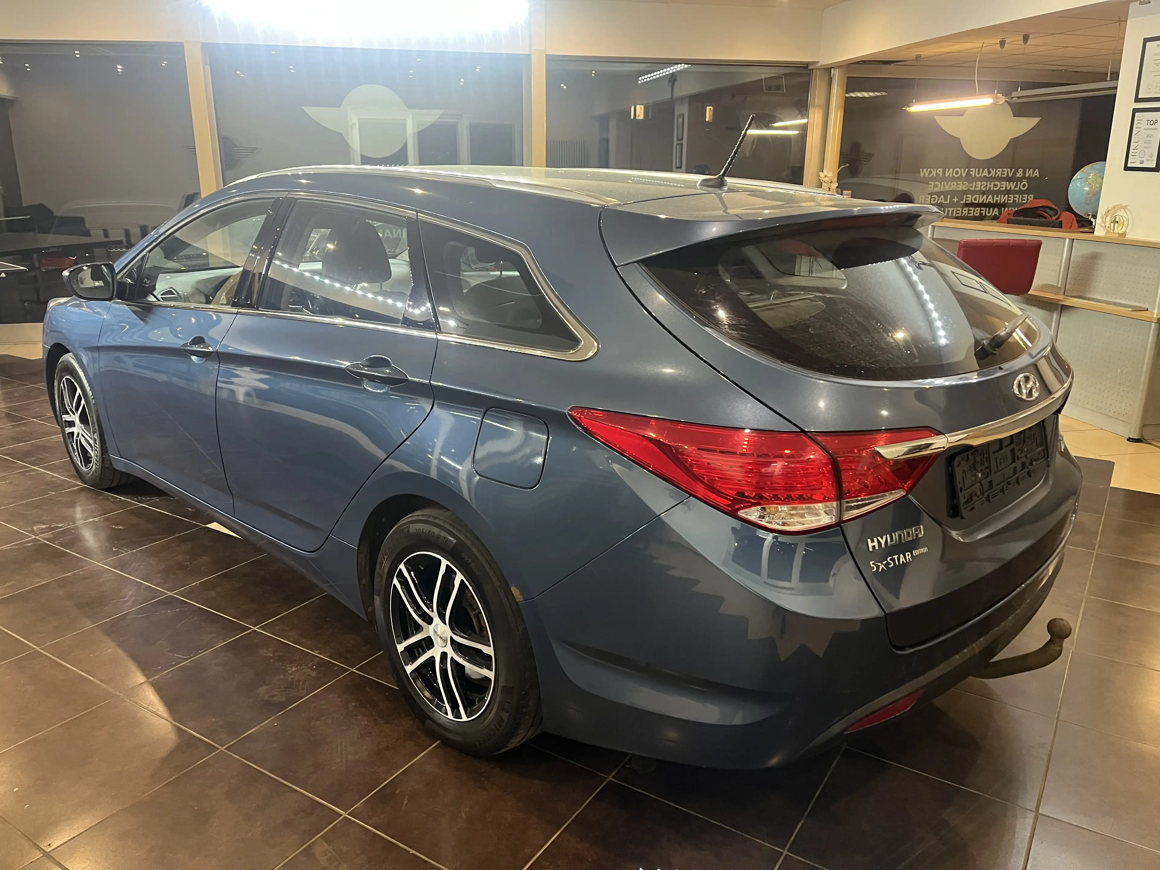Hyundai i40 5 Star*Edition*cw*5*Star*Edition*SHZ*AHK*TPM* — photo 4