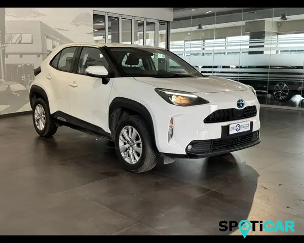 Toyota Yaris Cross 1.5 Hybrid 5p. E-CVT Business