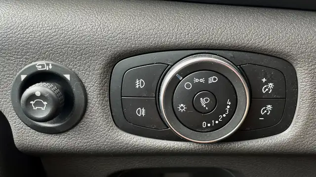 Ford Transit view 12