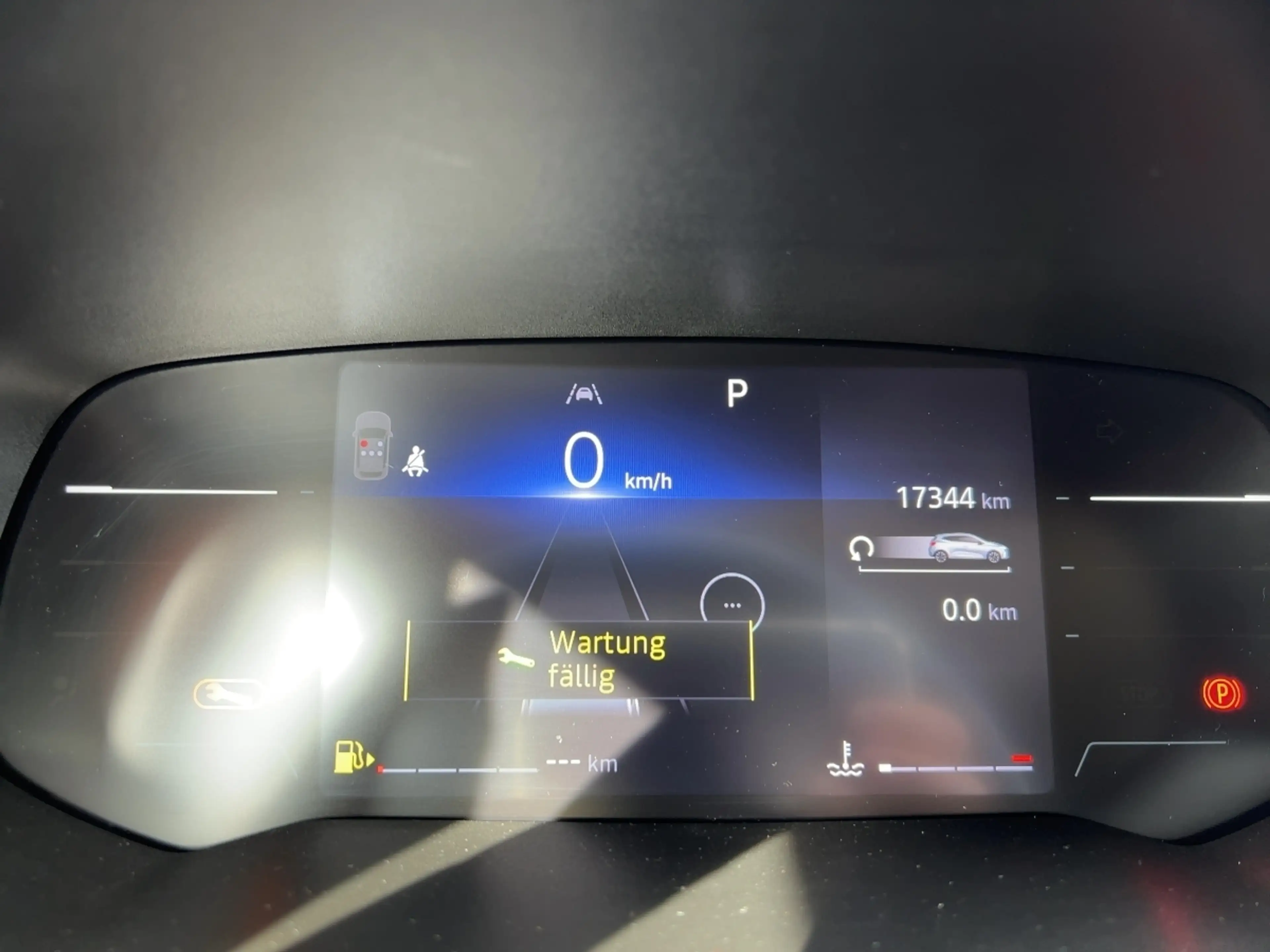 Renault Clio EVOLUTION TCe 90 X-TRONIC NAVIGATION — photo 13