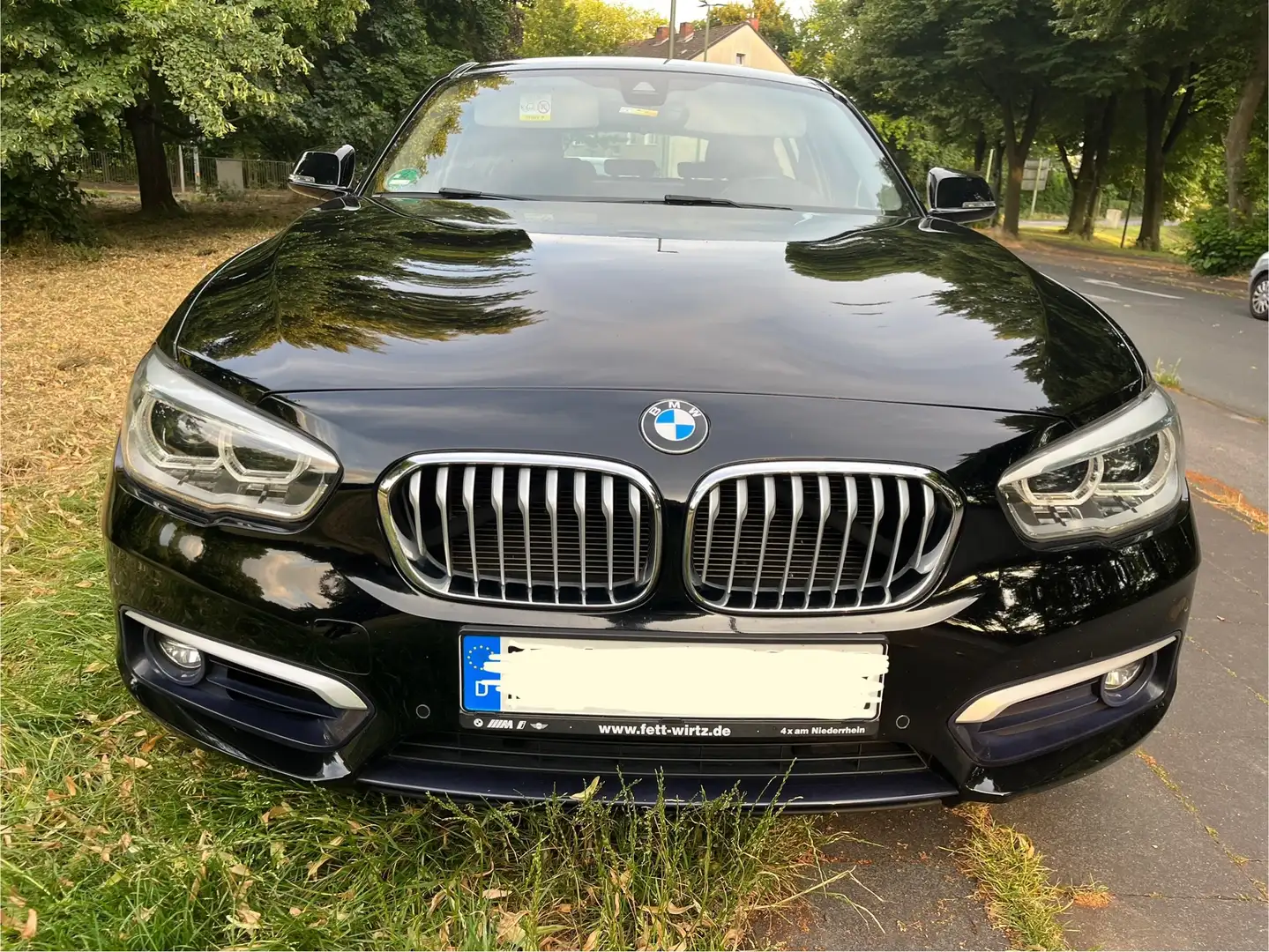 BMW 118 118i Edition Metropolitan Schwarz - 2