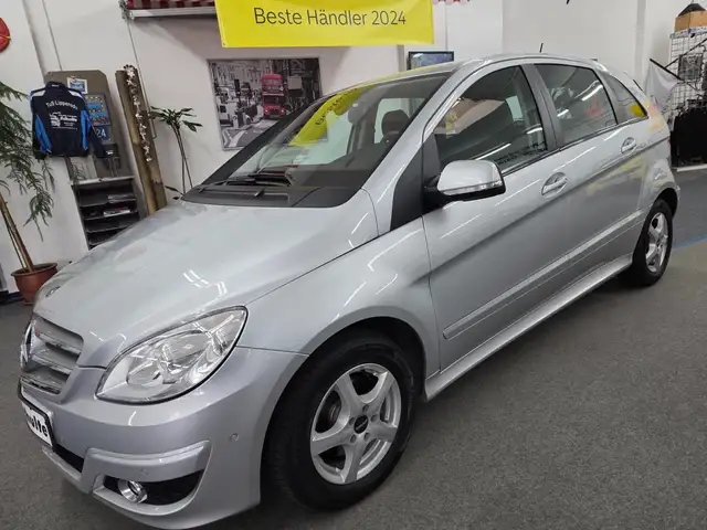 Mercedes-Benz B 180 B-Klasse Autotronic,Navi,AHK,PTS,Shz,Allwetterreif