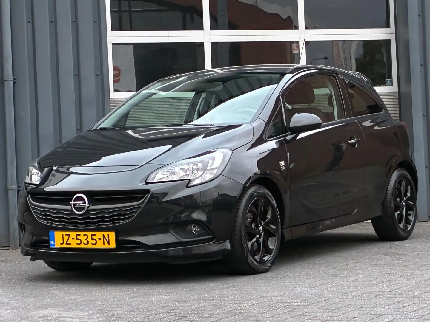 Opel Corsa 1.0 Turbo Edition OPC line Airco Cruise Stoelverwa Zwart - 1
