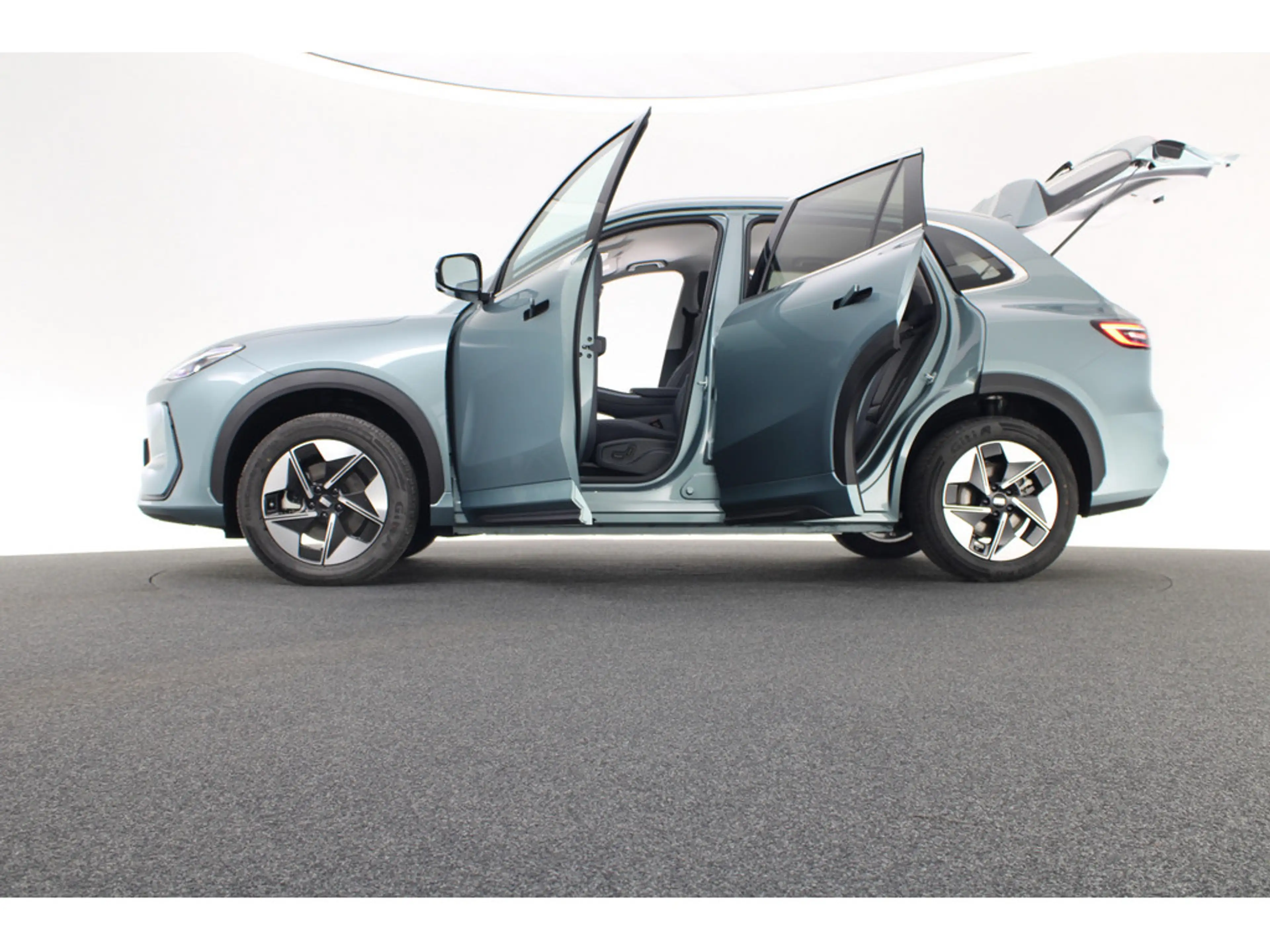 Geely E5 Pro+ PDC LED KLIMA SHZ NAVI UPE 40.640 — photo 18