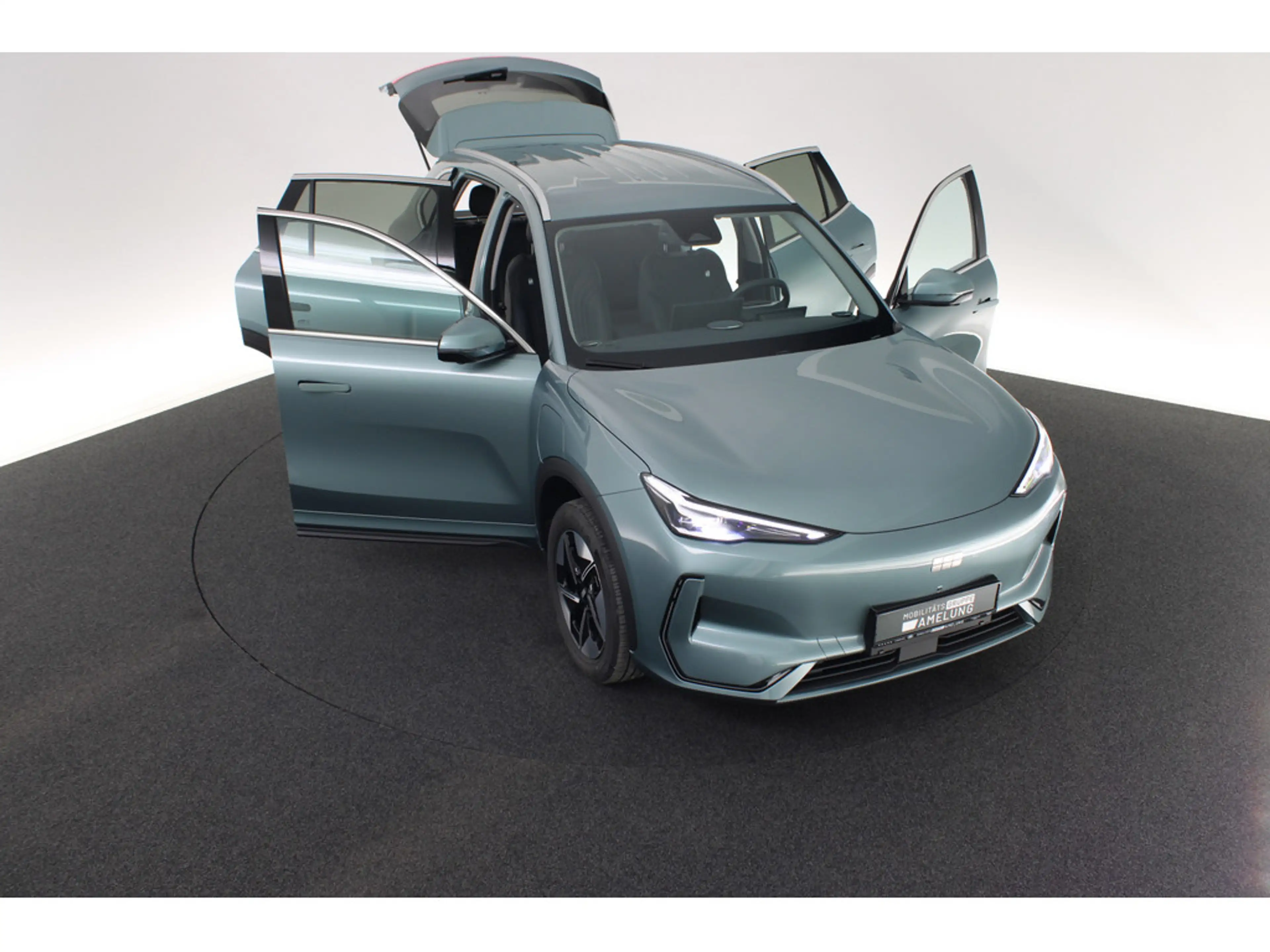 Geely E5 Pro+ PDC LED KLIMA SHZ NAVI UPE 40.640 — photo 28
