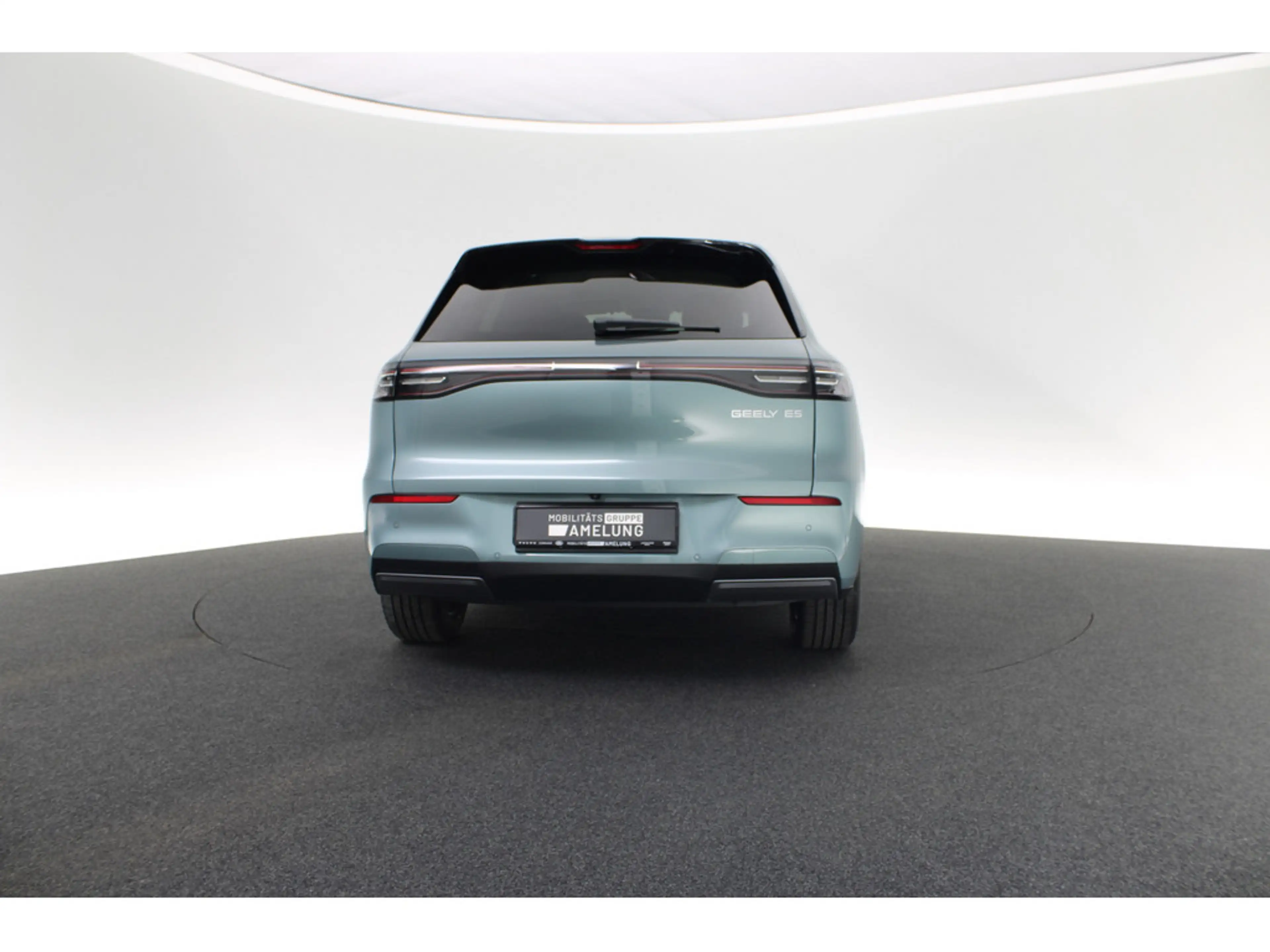 Geely E5 Pro+ PDC LED KLIMA SHZ NAVI UPE 40.640 — photo 6