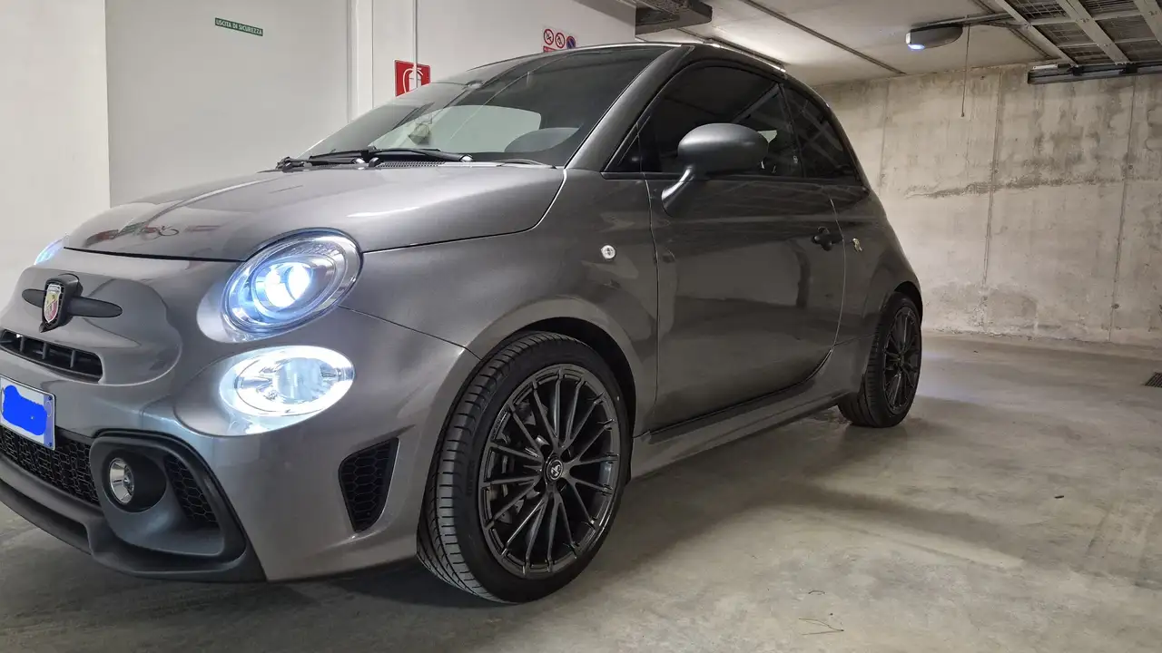 Abarth 595C 2024