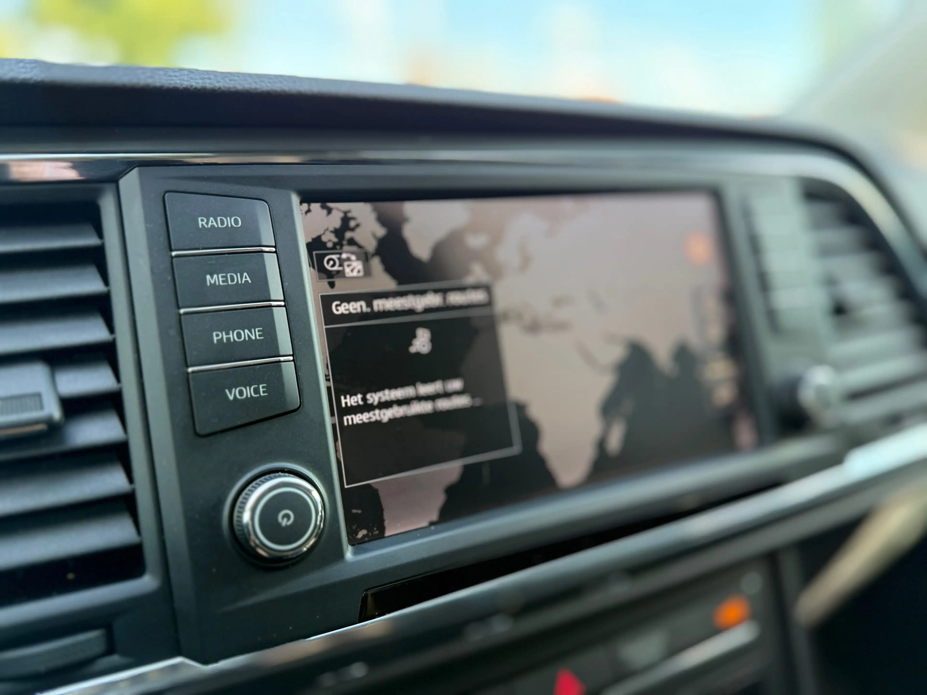 SEAT Ateca 1.5 TSI Style Business Intense — photo 8