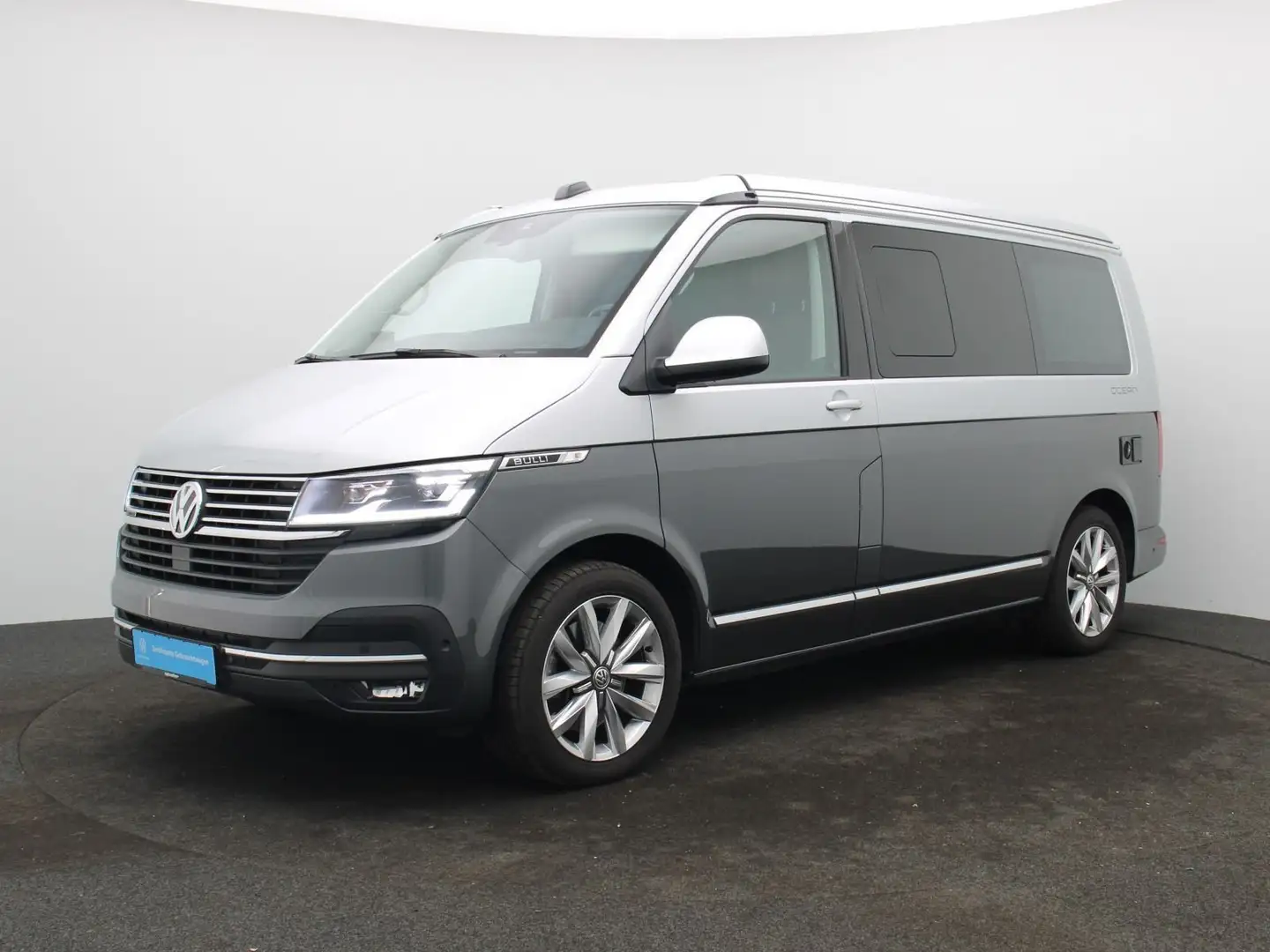 Volkswagen T6.1 California Ocean 4M DSG / Navi, AHK, LED Stříbrná - 2