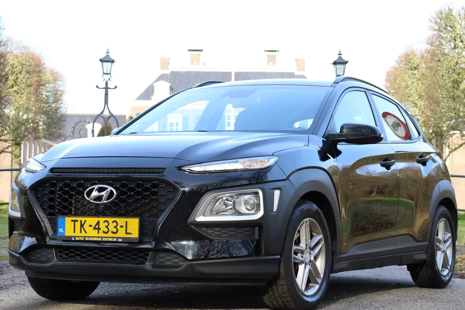 Hyundai KONA 1.0T Essence | NL-AUTO! | TREKHAAK | CAMERA | CRUI Schwarz - 1
