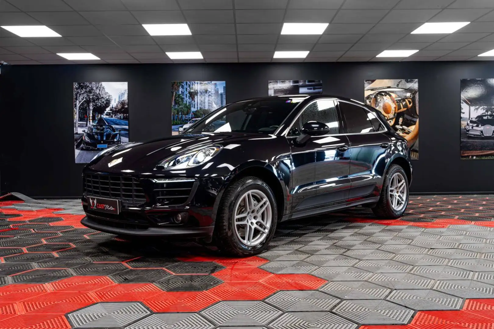 Porsche Macan 3.0 V6 340ch S PDK Schwarz - 1