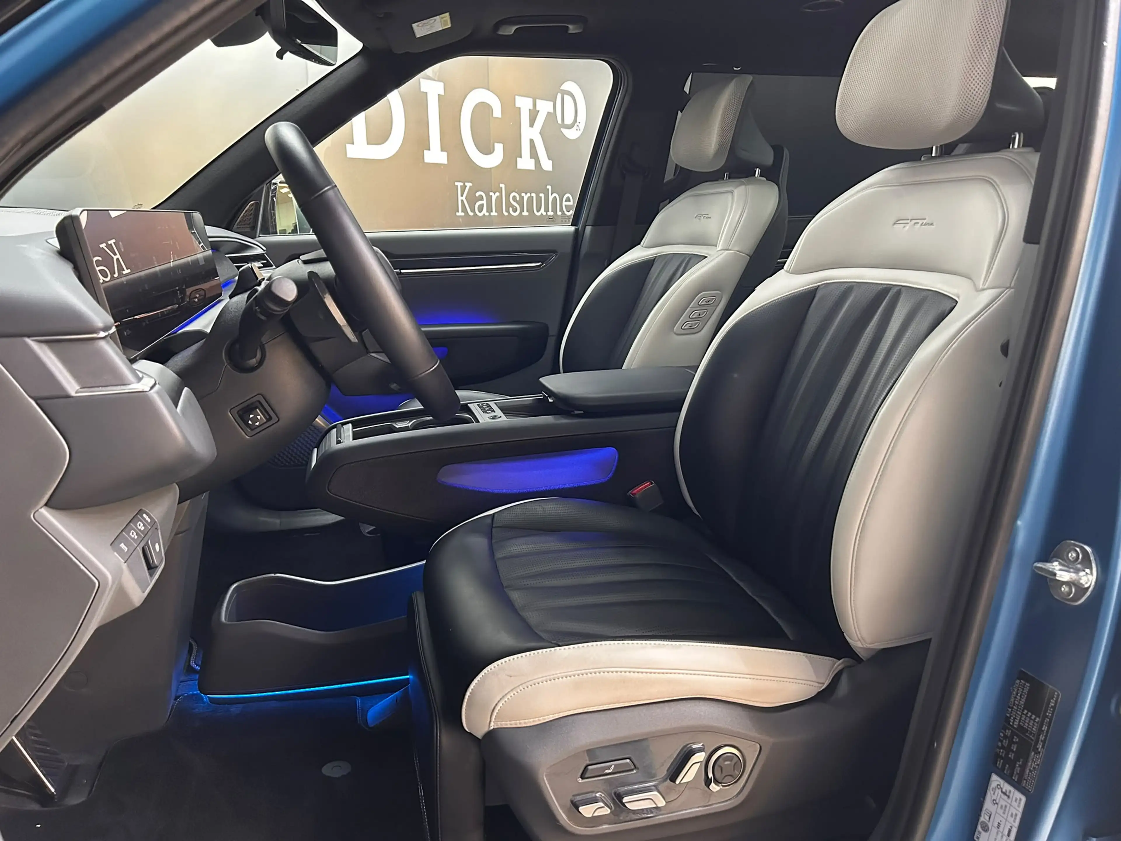 Kia EV9 GT-Line Launch Edit PANO+HEAD+360+LED+ACC+WP — photo 9