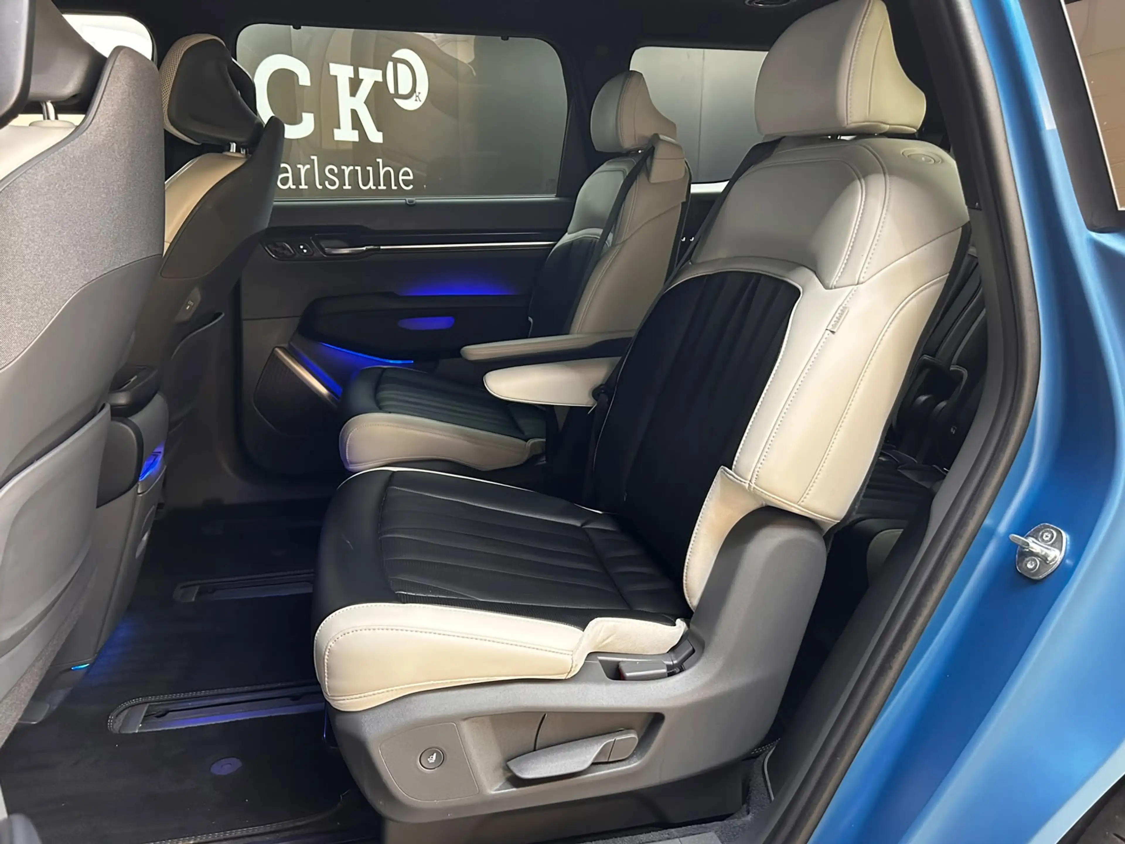 Kia EV9 GT-Line Launch Edit PANO+HEAD+360+LED+ACC+WP — photo 12