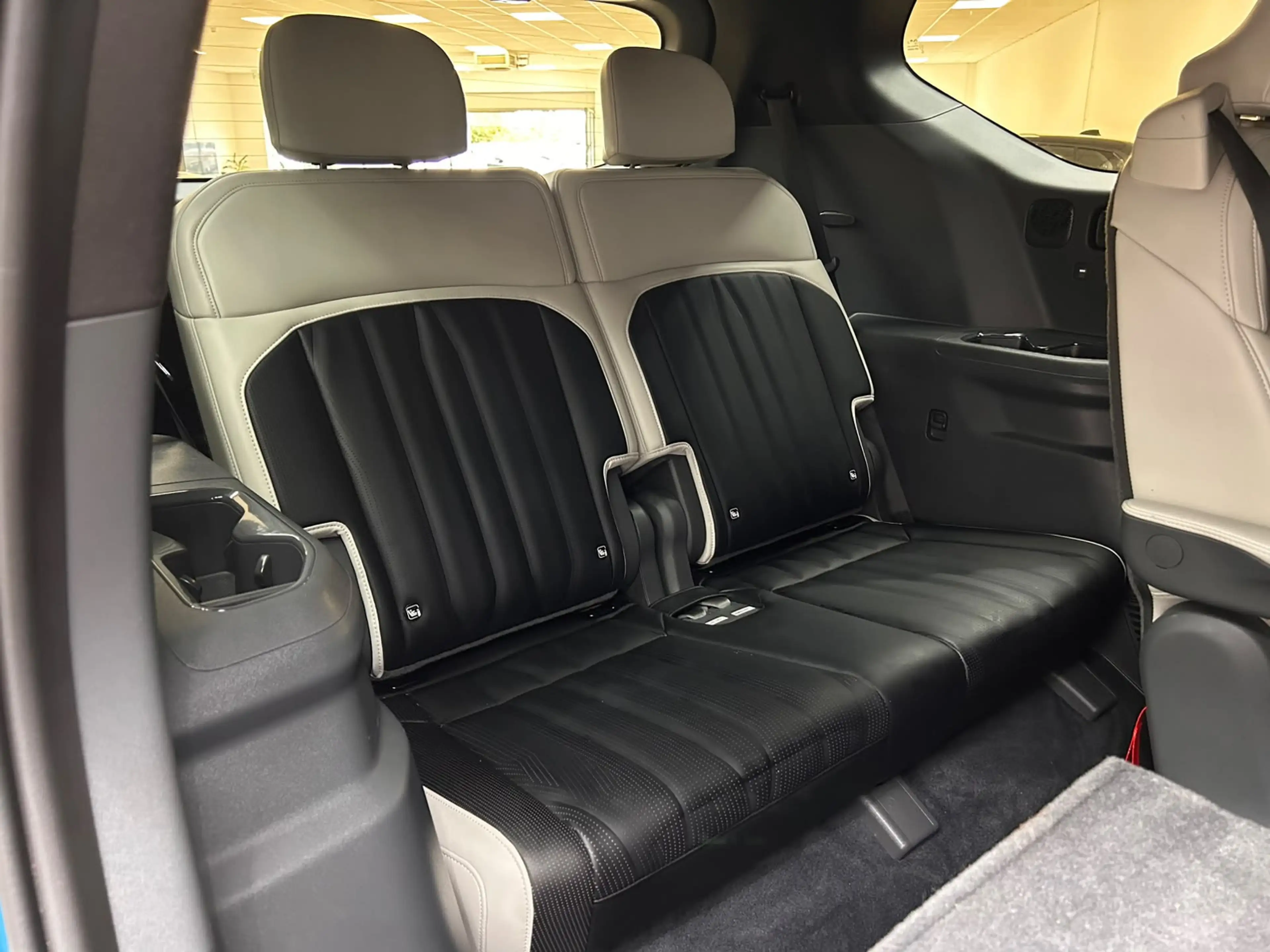 Kia EV9 GT-Line Launch Edit PANO+HEAD+360+LED+ACC+WP — photo 15