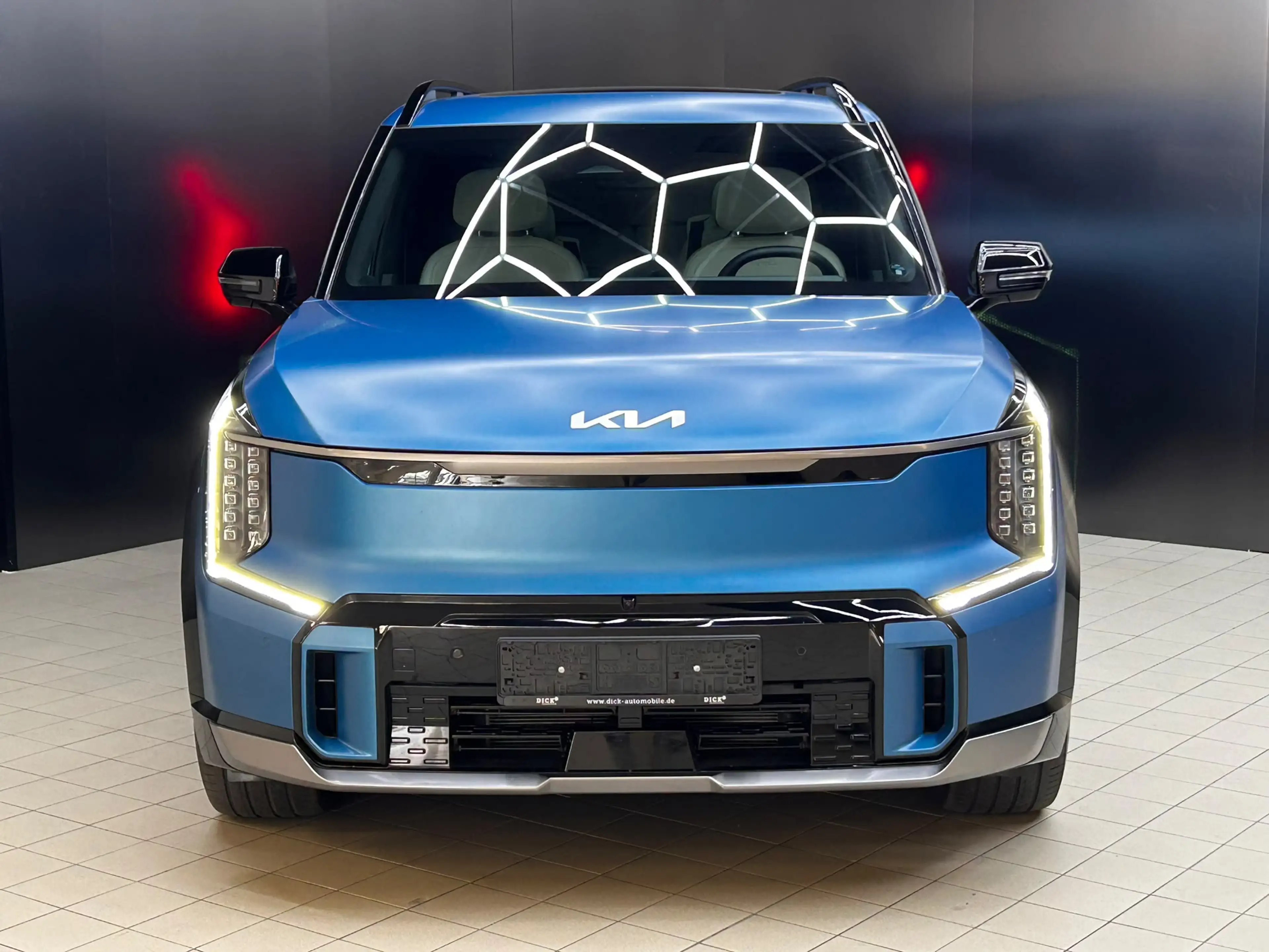 Kia EV9 GT-Line Launch Edit PANO+HEAD+360+LED+ACC+WP — photo 3